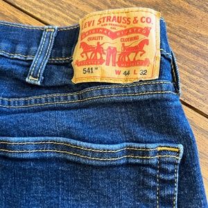 Levis 541 Jeans 44x32